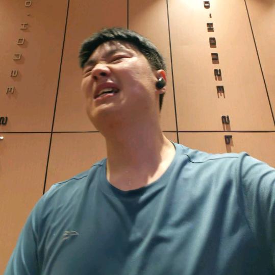 水浩浩（减肥中.....