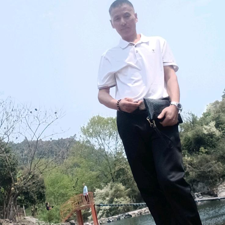 老哥（手机摄影）