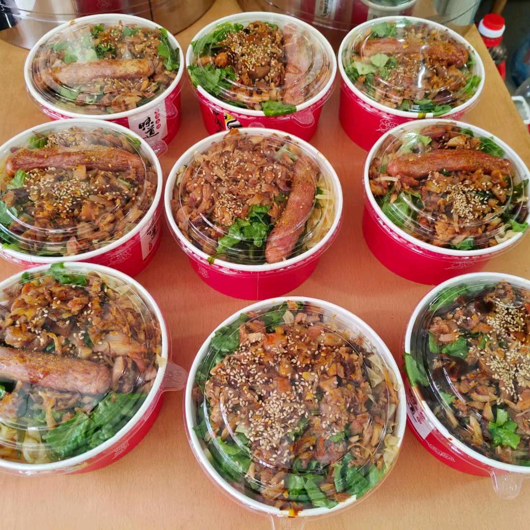 中口村♥万客来烤肉拌饭麻辣烫