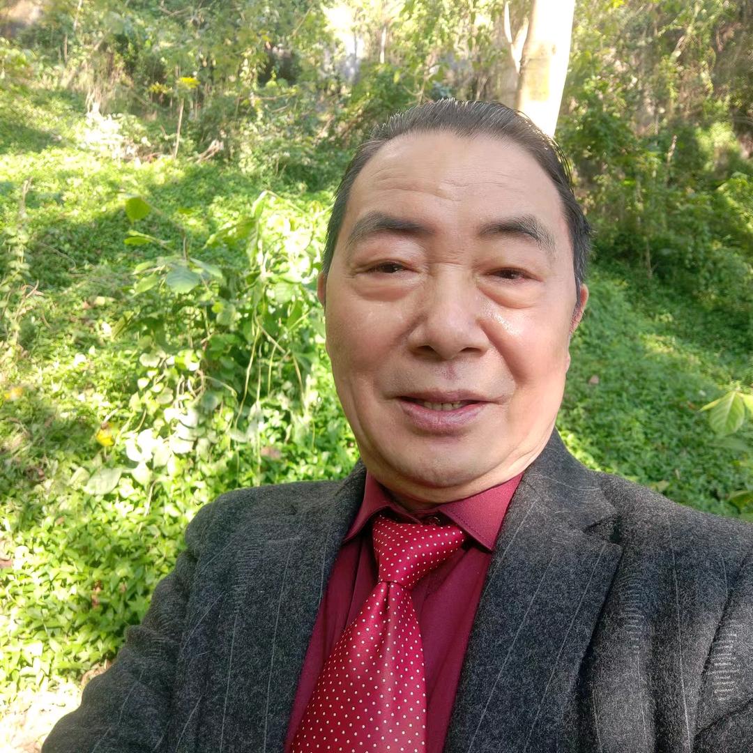 宏哥(晚上9点1O首播)