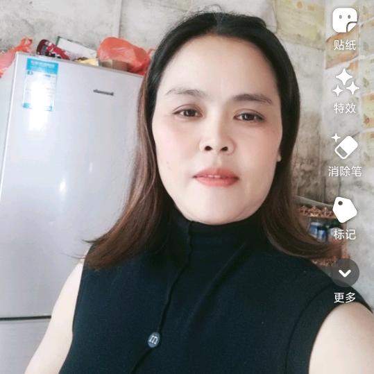 笑着坚强走下去