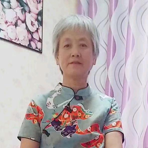 乡间大妈