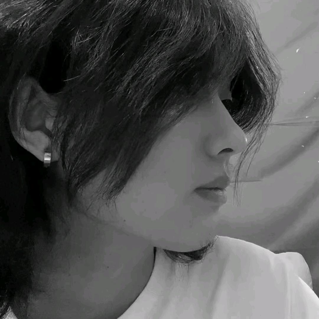 崔