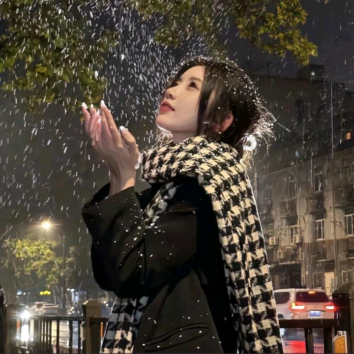 青春,蒼白如詩