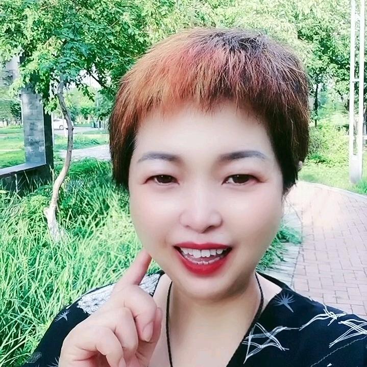 夏小小