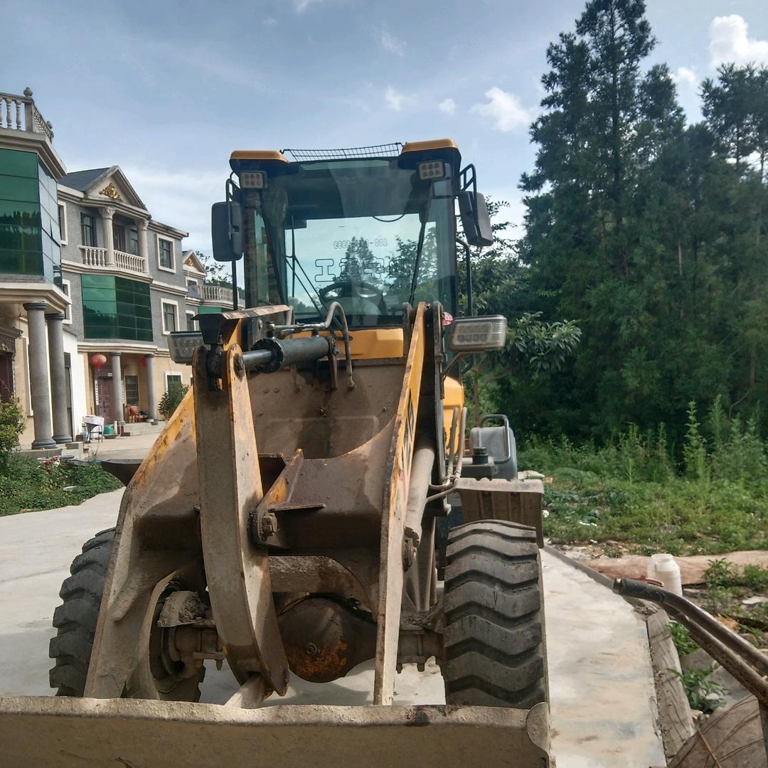 装载机师傅宋大姐