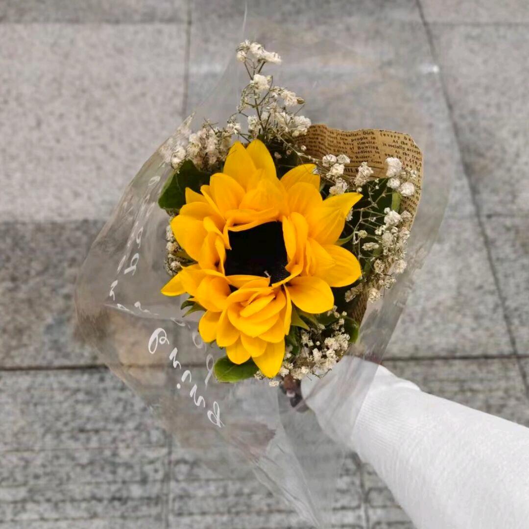 我们在中场相遇