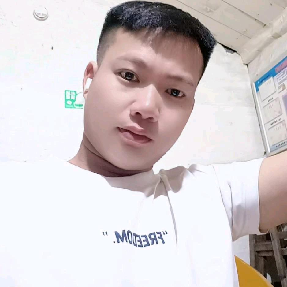 🍎霖霖🎣爱钓鱼🍎