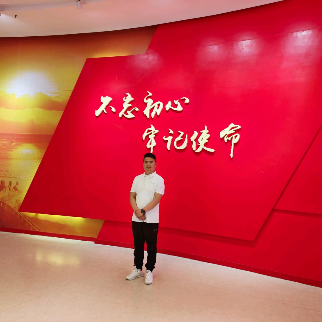 航 行 者