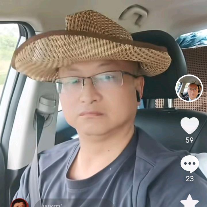 ☞╭(╯龍眼镜╰)╮☜