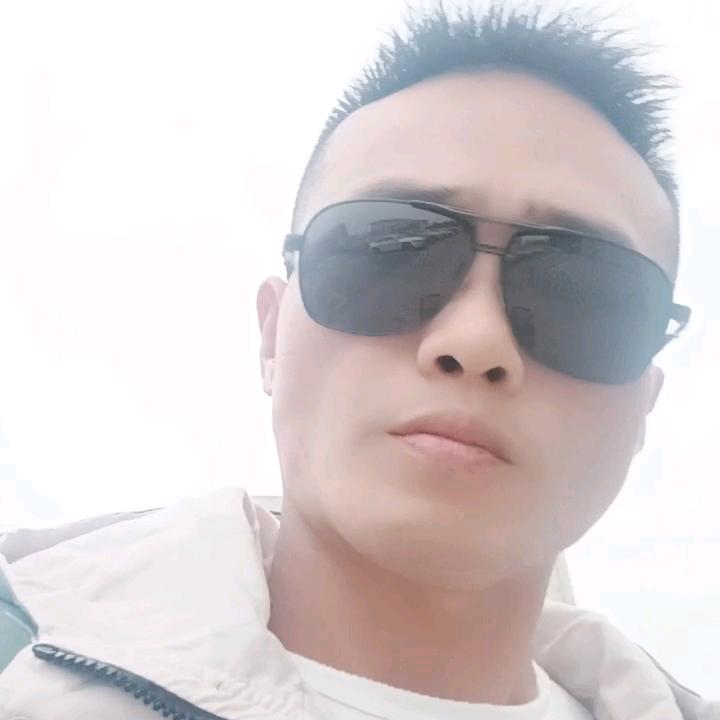 爱妻者风生水起。