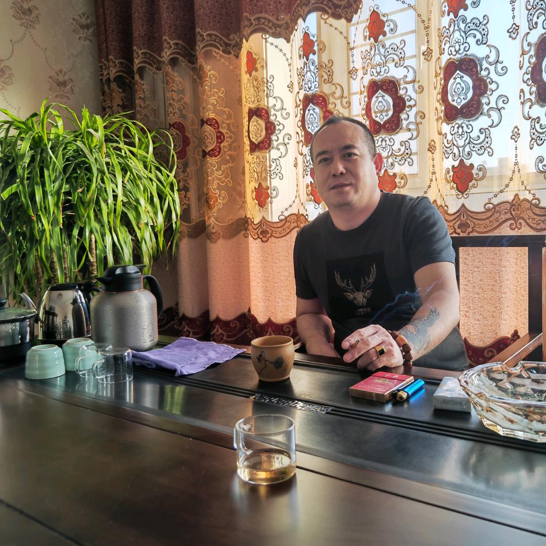 李利雄