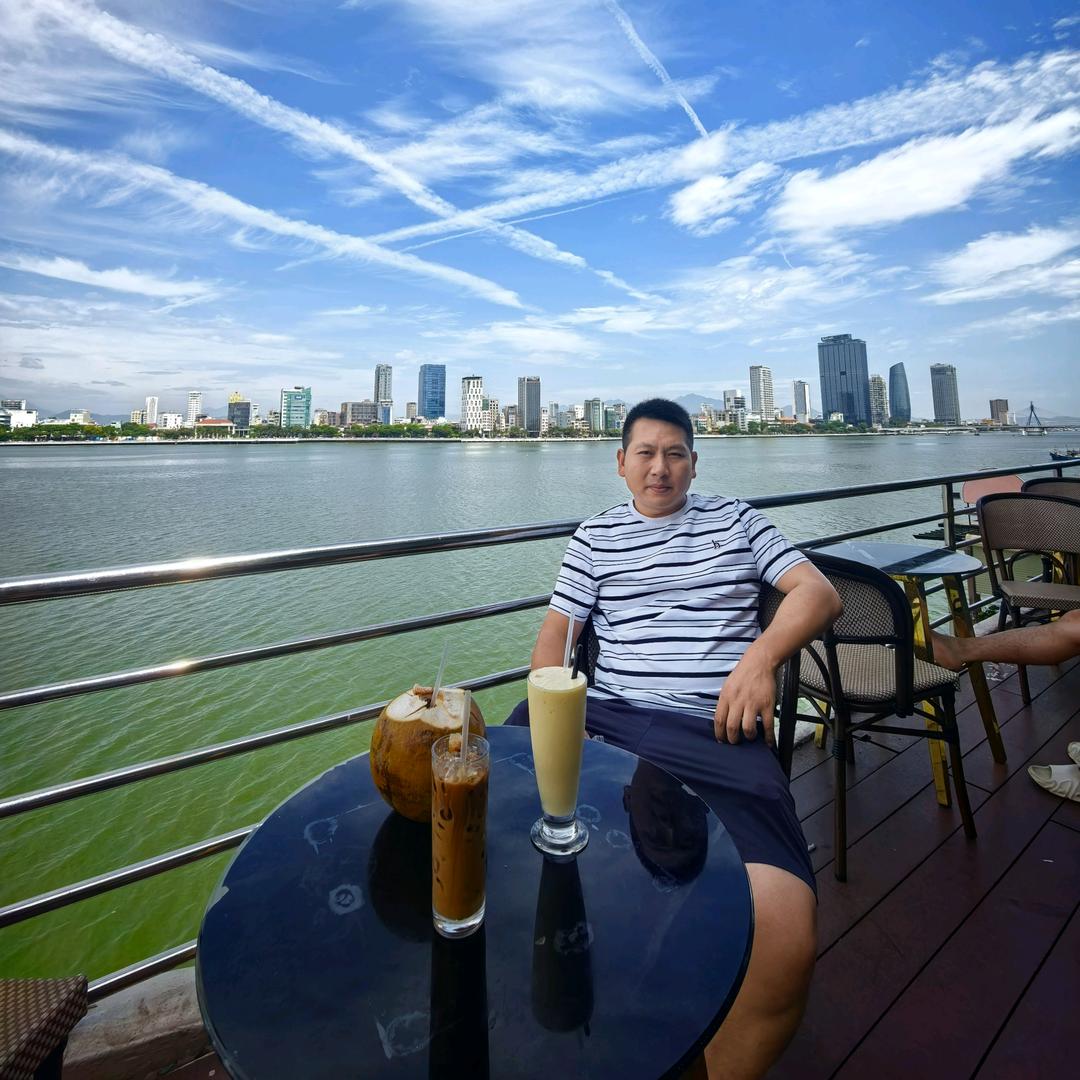 宁波市馨诚塑业有限公司