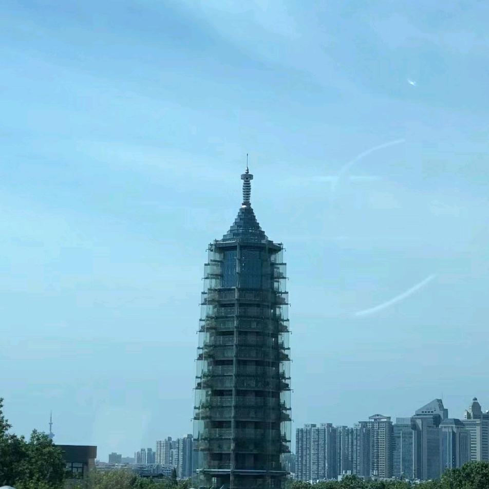 青云.
