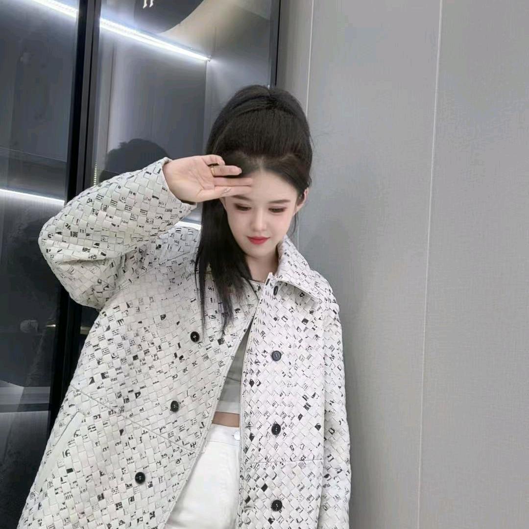Lis轻奢皮草