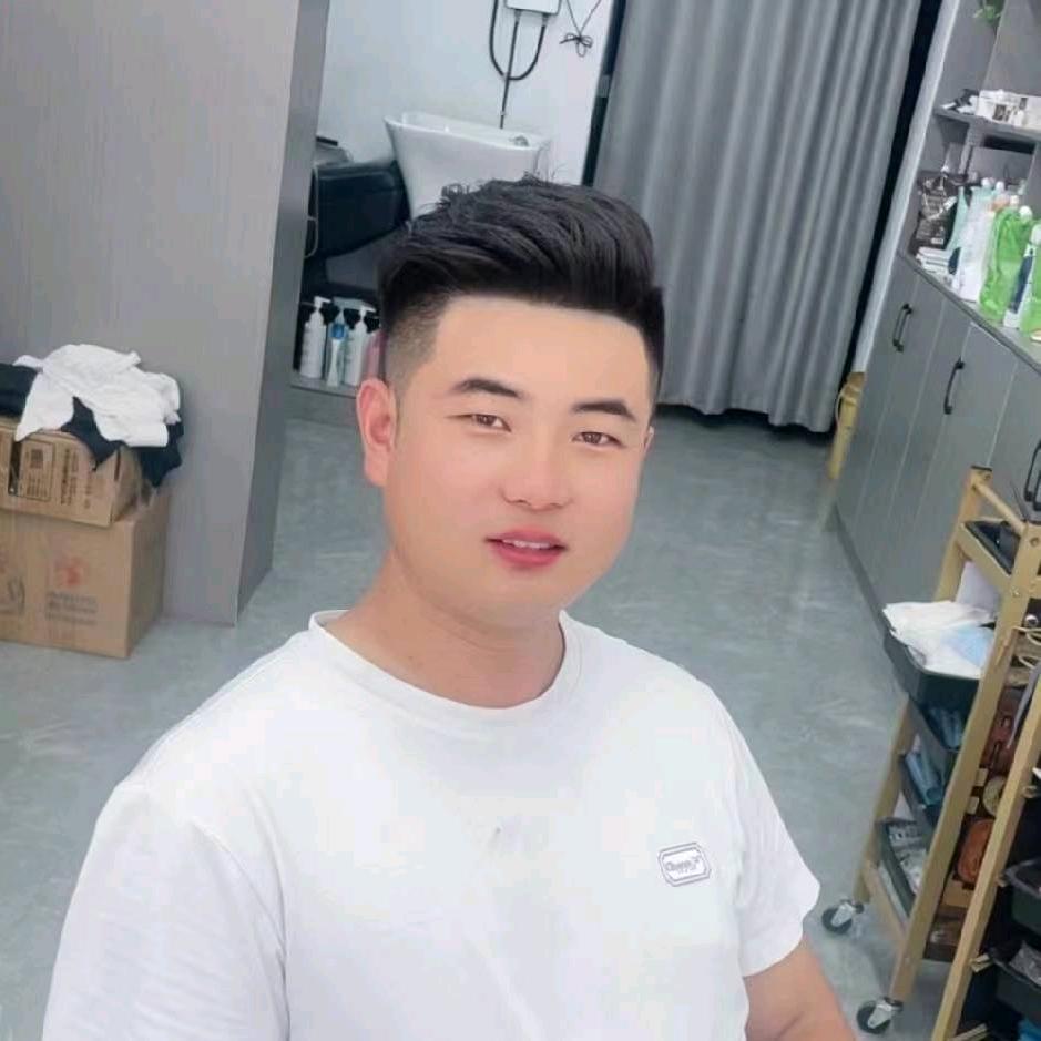 响水县黄圩镇周黎明演艺团队②店