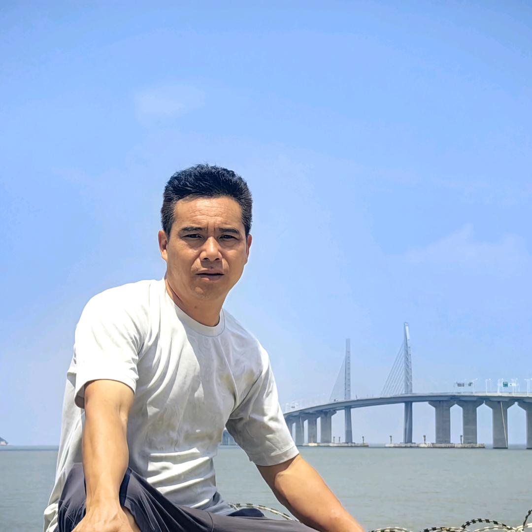 鑫佳源轻钢别墅重钢结构厂
