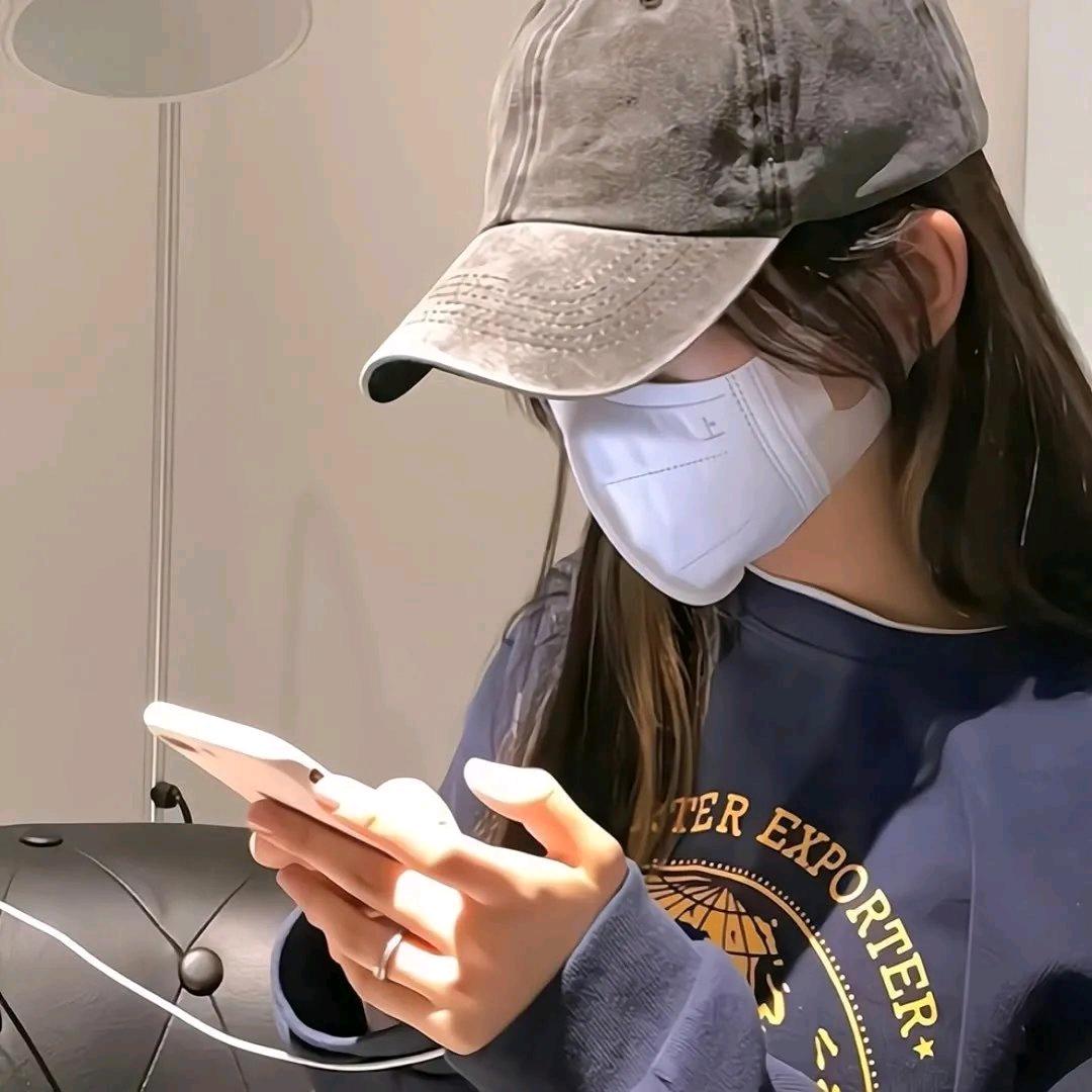 内向腼腆糕中生