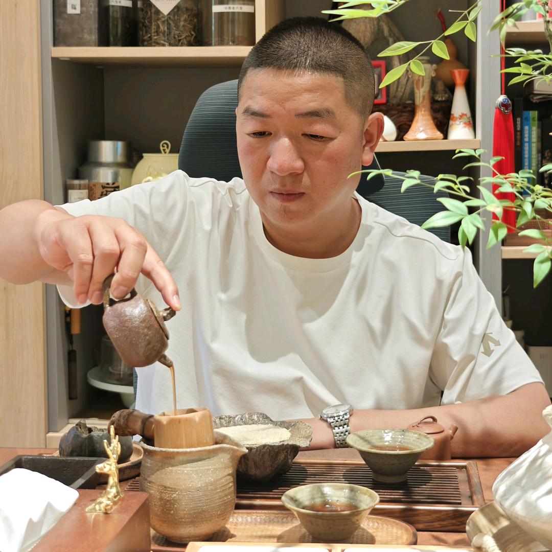 老夏搞餐饮(东风炊重庆小面)