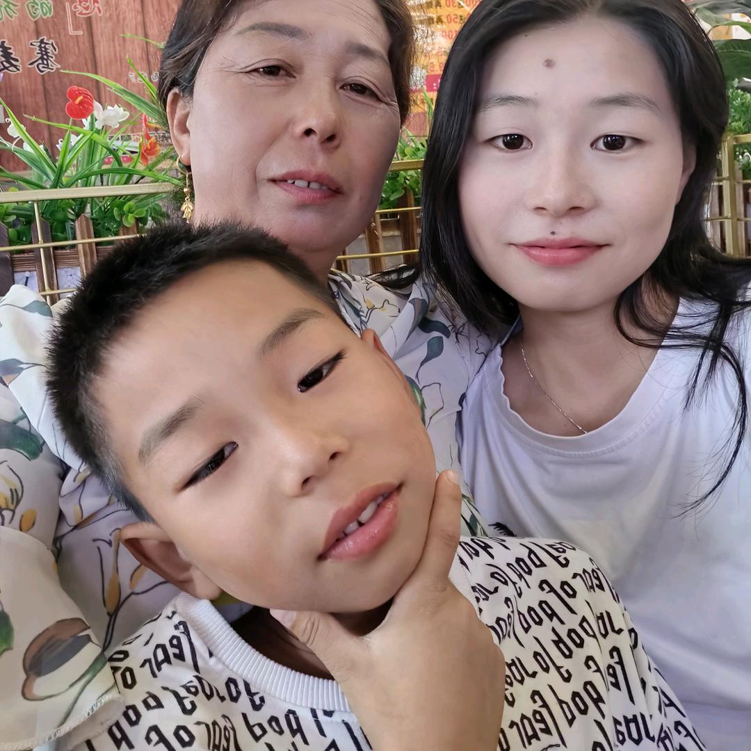 美兰👨‍👩‍👧‍👦