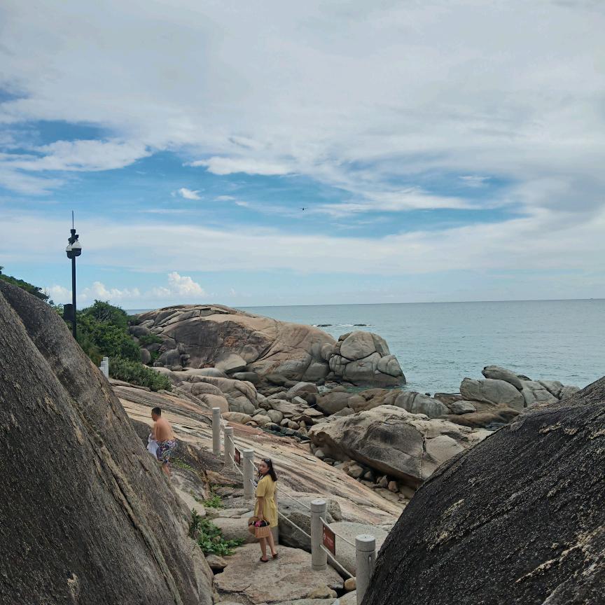 想你的话，告诉月亮