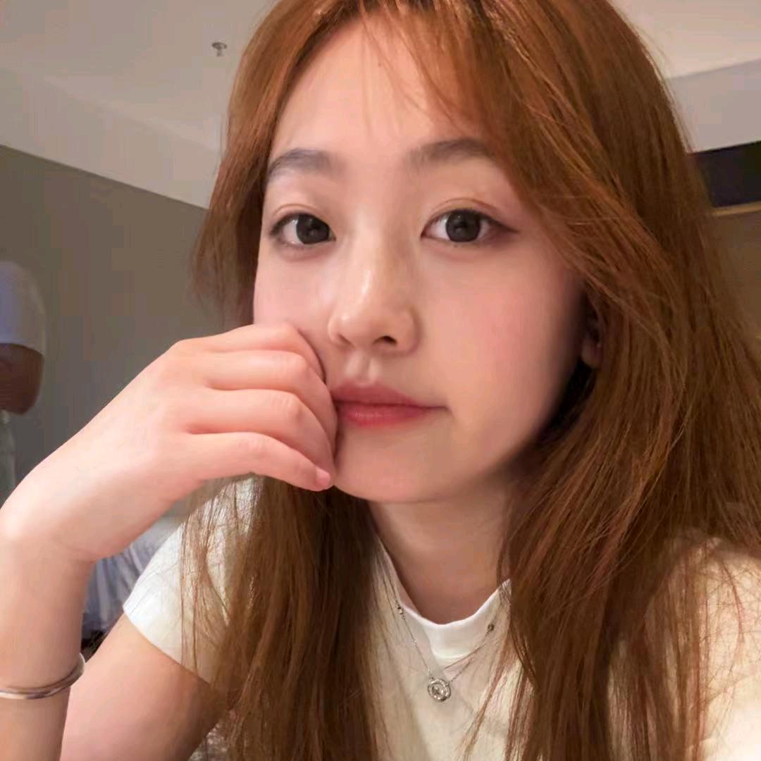 Yy.
