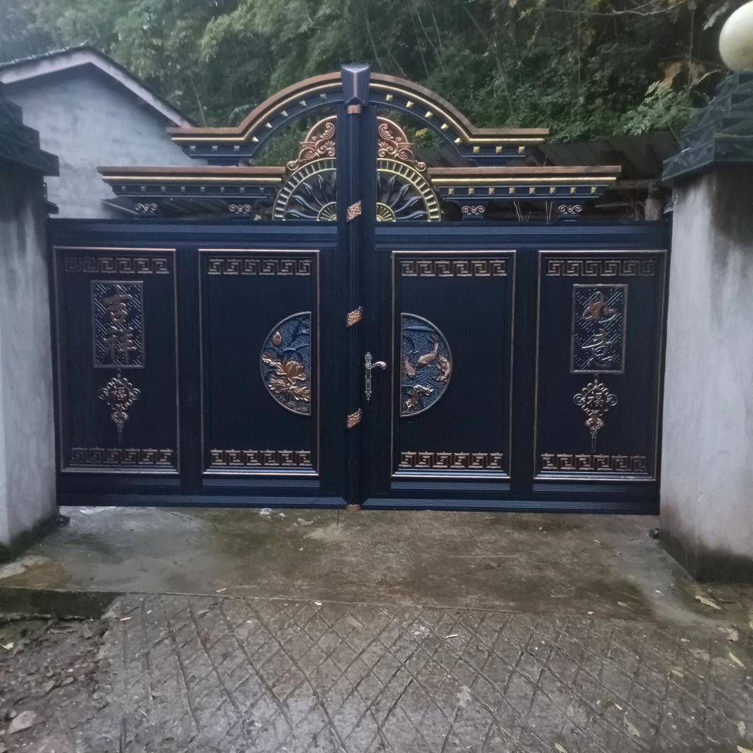 A重庆浩瀚辰晟铝艺栏杆欧式雨棚金属制作