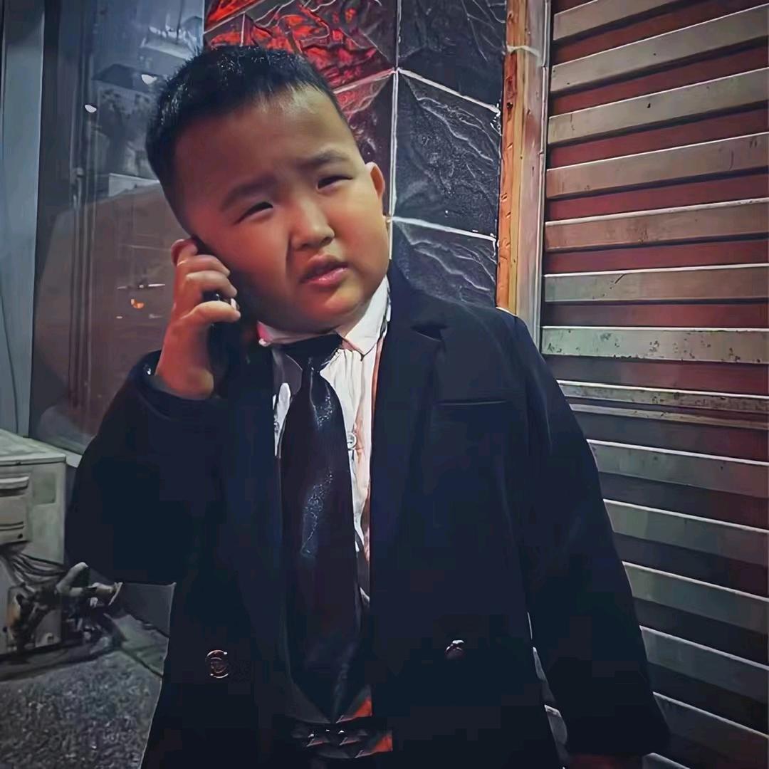 开小8得小郭同志