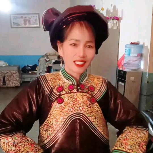 三妹…