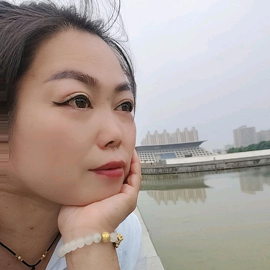 余玲