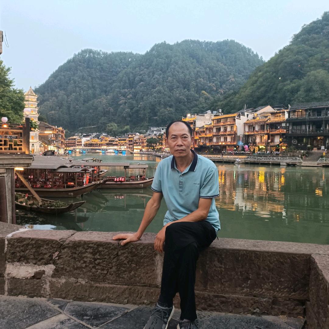 盛家坝电吹管乐队王成海