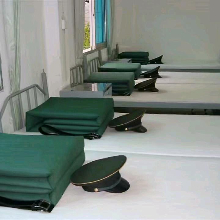 爱国贡献、军人本色