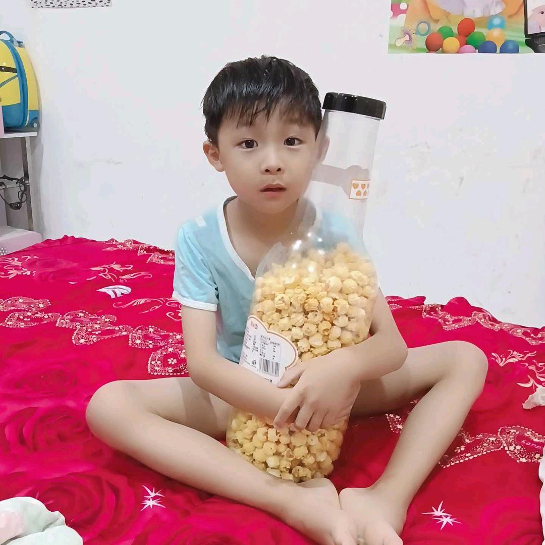 小帅哥