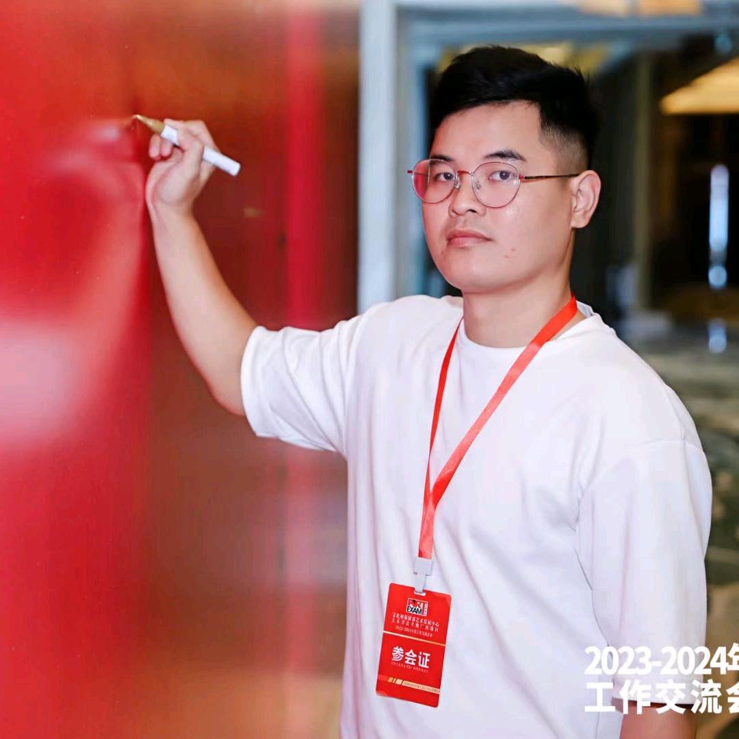 是九哥嘛（余老师）