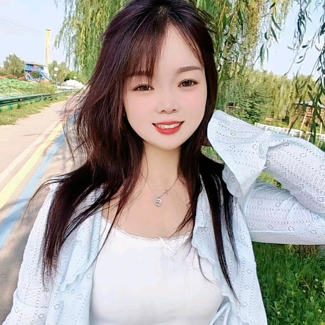 丽丽💞  ⁹²⁵