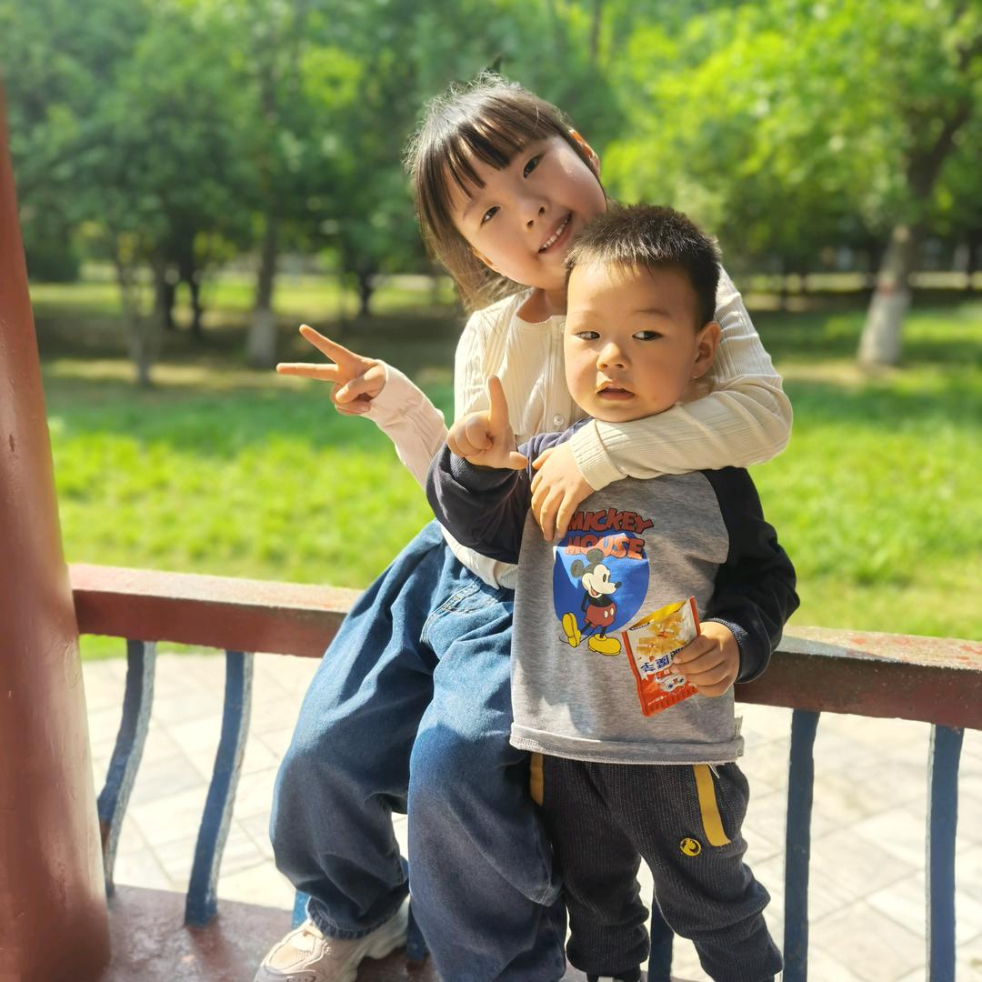 笑笑、浩浩麻麻😝👨‍👩‍👧‍👧