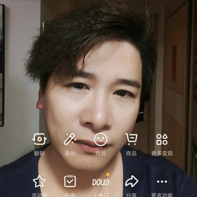 錢龍駕到