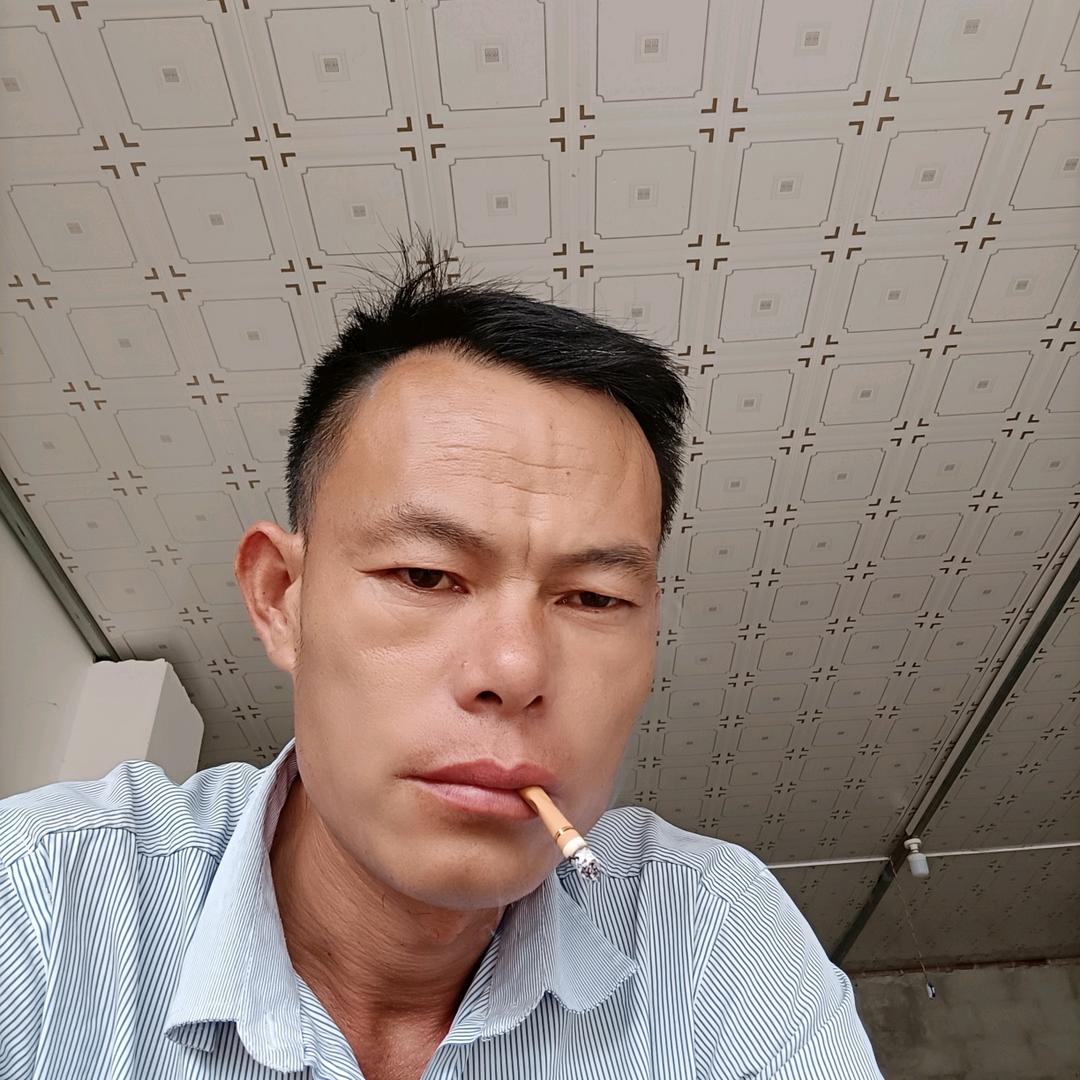 环江鸿利建材店