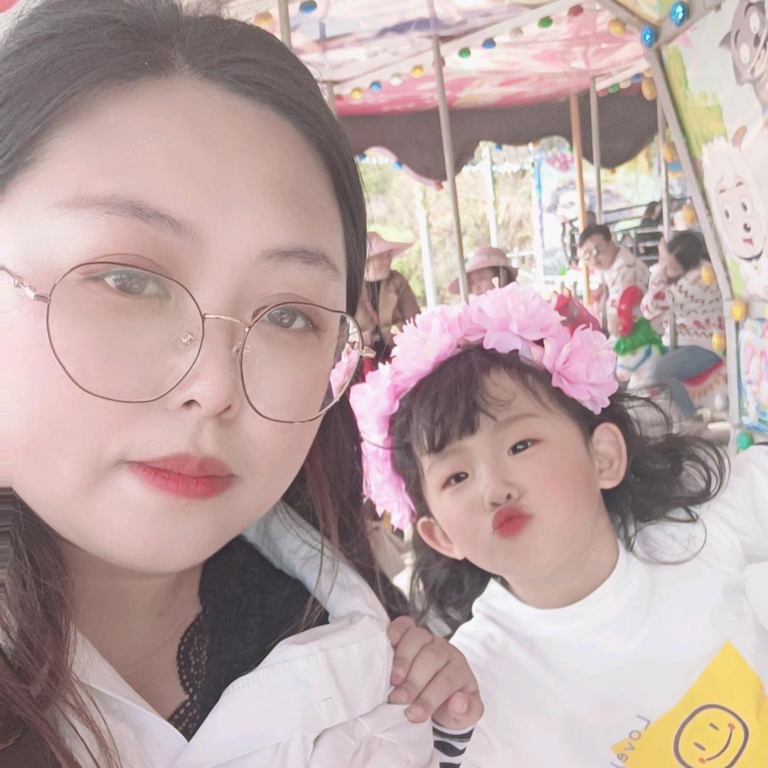 静姐家的小团子