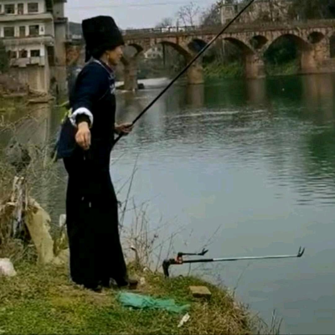 🌻布依之女🌻