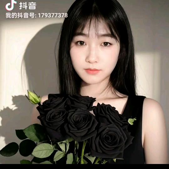 周周🍭吖
