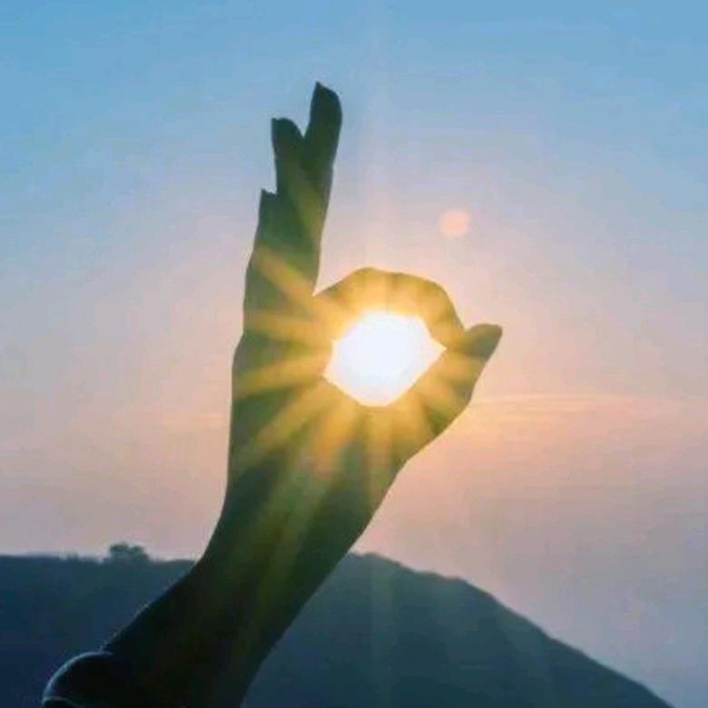 ✊绿蓝金🫰