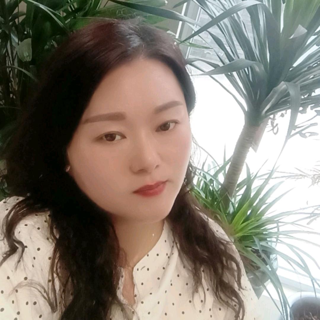 🌸小薇（摆摊老阿姨)