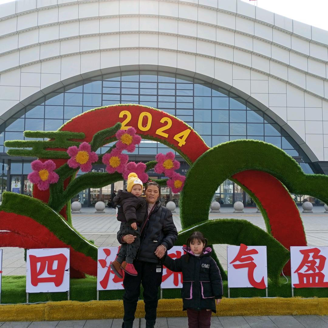 平岭生态散养土鸡殷姐