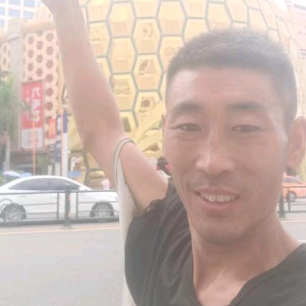 刘少
