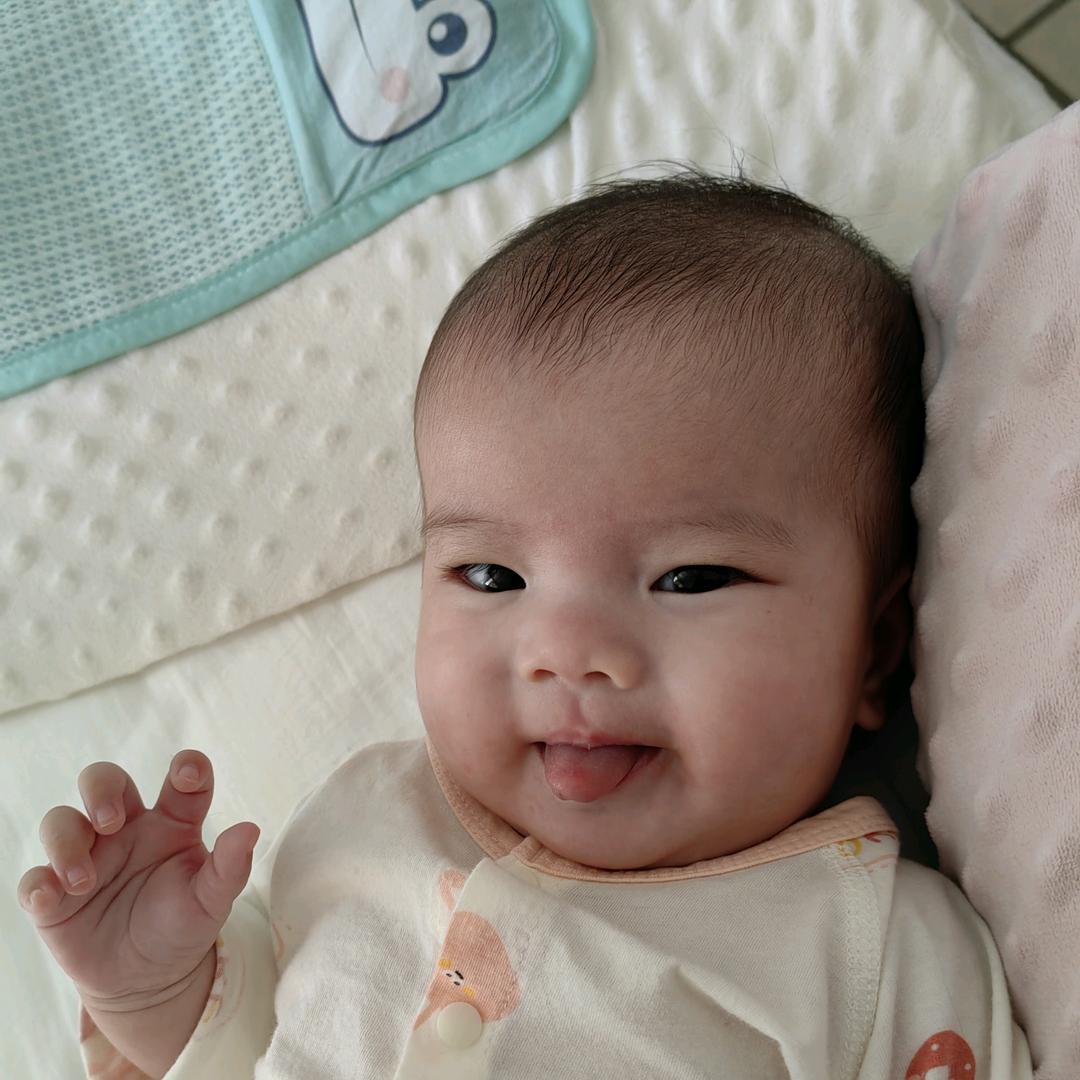 小龙女知菲