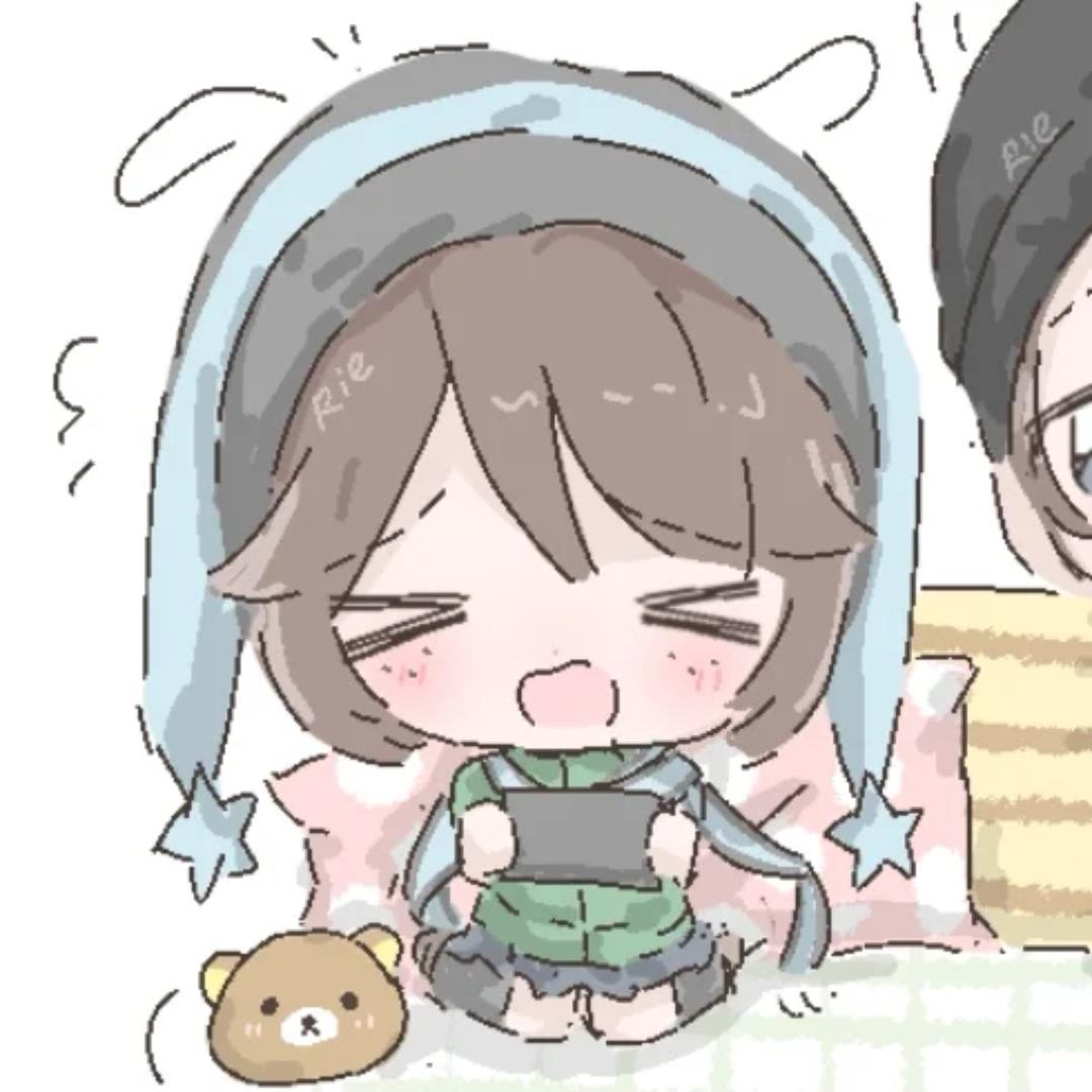 修机女子在遛鬼