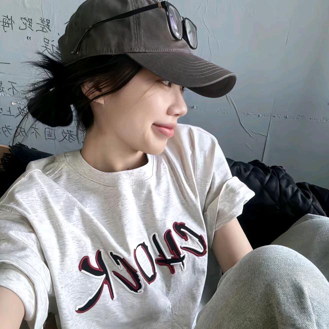 无敌小七ฅฅ*