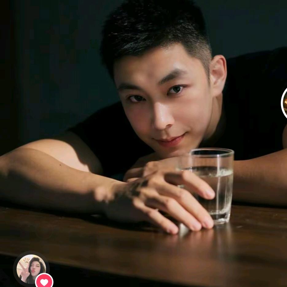 🐰泠ᥫᩣ໌້ᮨ吢ꦿ❤️