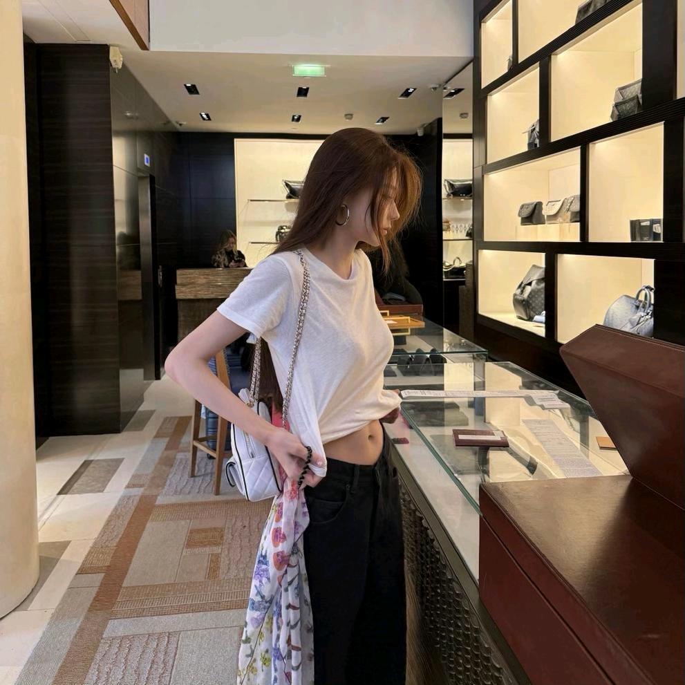 温婉轻奢搭配馆